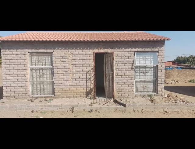 1 BEDROOM HOUSE FOR SALE IN SOSHANGUVE HH